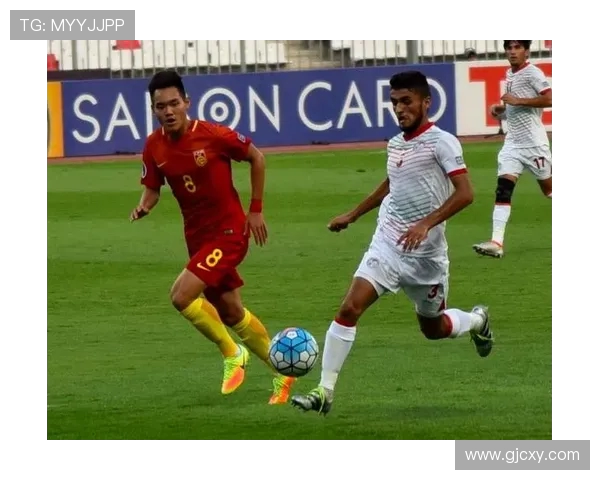 中国香港与卡塔尔2016年足球友谊赛回顾与精彩瞬间分析